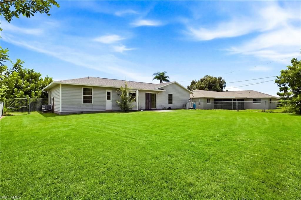 325 NE 10th ST, CAPE CORAL, FL 33909 — photo 4