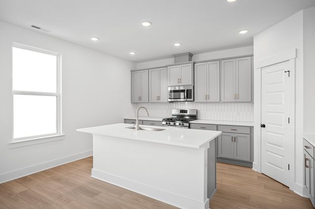 104 Rock Chimney Rd, Gallatin, TN 37066