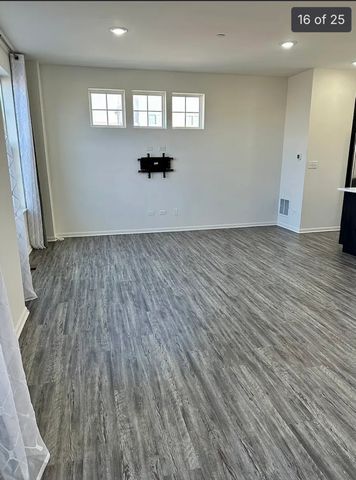 2949 Reflection Drive, Naperville, IL 60564