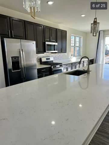 2949 Reflection Drive, Naperville, IL 60564