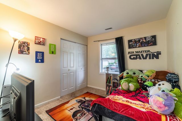 9014 Hemphill Drive, Fort Wayne, IN 46819