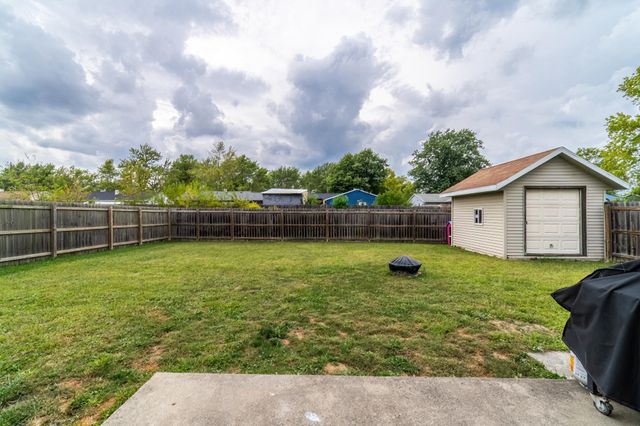 9014 Hemphill Drive, Fort Wayne, IN 46819