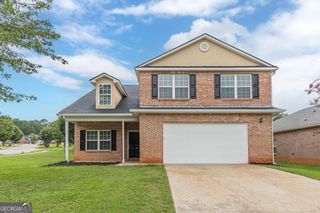 425 Bell Flower Trail, Locust Grove, GA 30248