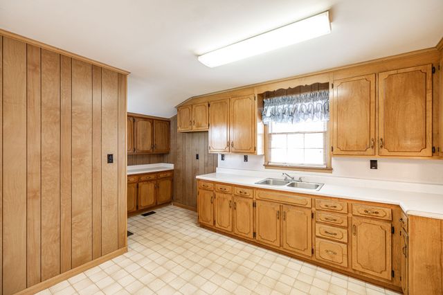 1507 Berry St, Old Hickory, TN 37138