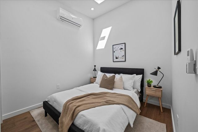 1360 BERGEN Street, New York City, NY 11213