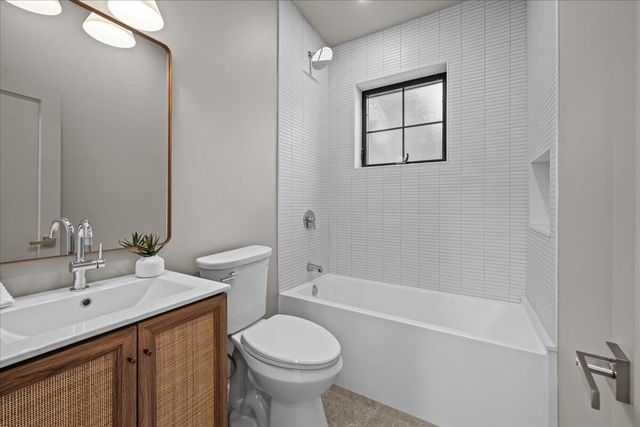 1360 BERGEN Street, New York City, NY 11213