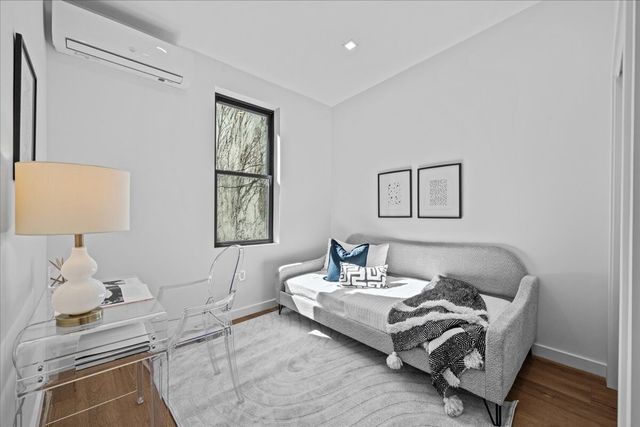 1360 BERGEN Street, New York City, NY 11213