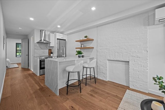 1360 BERGEN Street, New York City, NY 11213