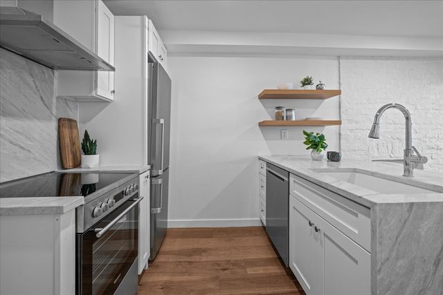 1360 BERGEN Street, New York City, NY 11213