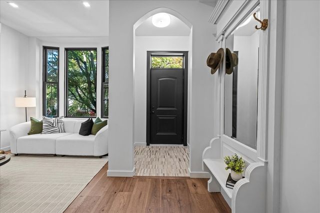 1360 BERGEN Street, New York City, NY 11213