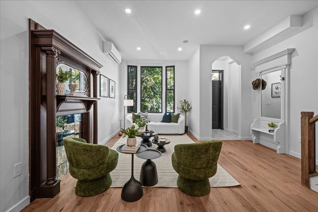 1360 BERGEN Street, New York City, NY 11213