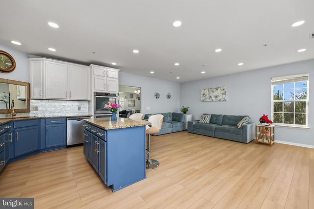 17016 BEVERIDGE DR, Dumfries, VA 22026