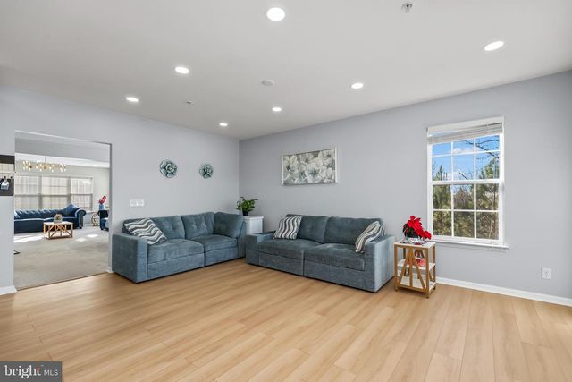 17016 BEVERIDGE DR, Dumfries, VA 22026