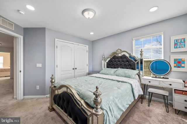 17016 BEVERIDGE DR, Dumfries, VA 22026