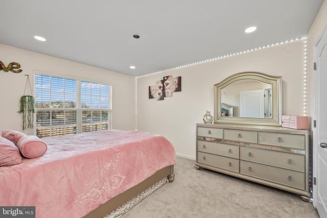 17016 BEVERIDGE DR, Dumfries, VA 22026