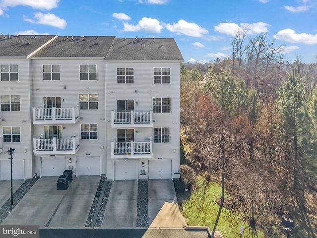 17016 BEVERIDGE DR, Dumfries, VA 22026