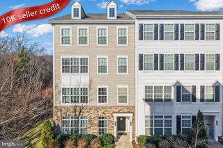 17016 BEVERIDGE DR, Dumfries, VA 22026
