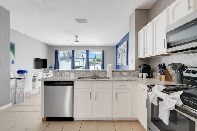 2530 MANESHAW LANE, Kissimmee, FL 34747