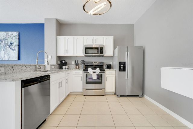 2530 MANESHAW LANE, Kissimmee, FL 34747