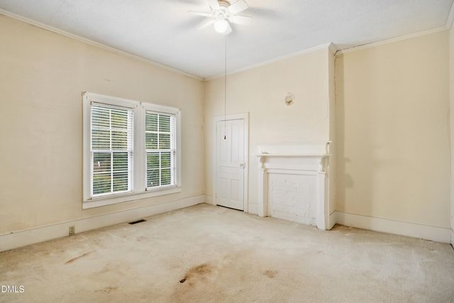 204 W Sycamore Street, Zebulon, NC 27597