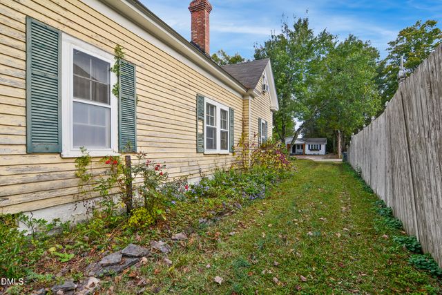 204 W Sycamore Street, Zebulon, NC 27597