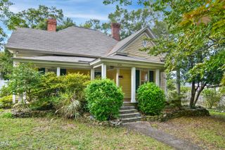 204 W Sycamore Street, Zebulon, NC 27597