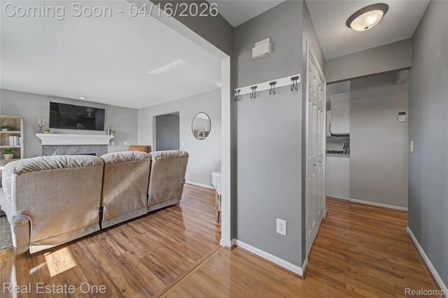 439 Brentwood Drive, Pinckney Village, MI 48169