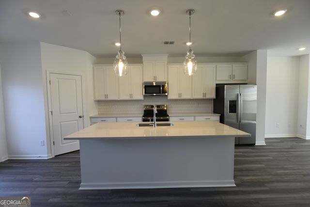 2839 Rosehall Way, Lawrenceville, GA 30044