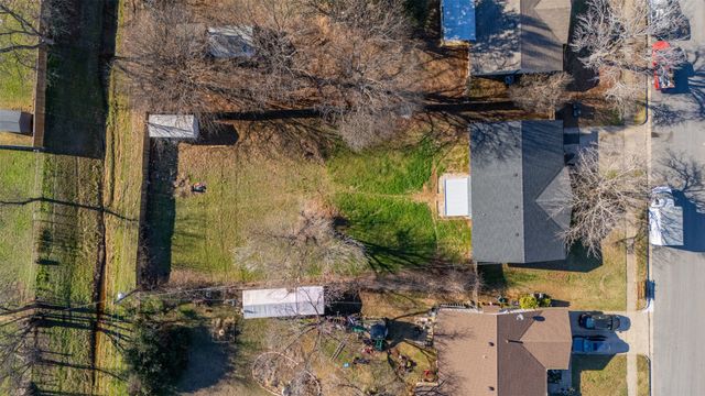 529 Ann Lois Lane, Burleson, TX 76028