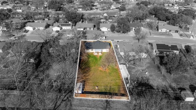 529 Ann Lois Lane, Burleson, TX 76028