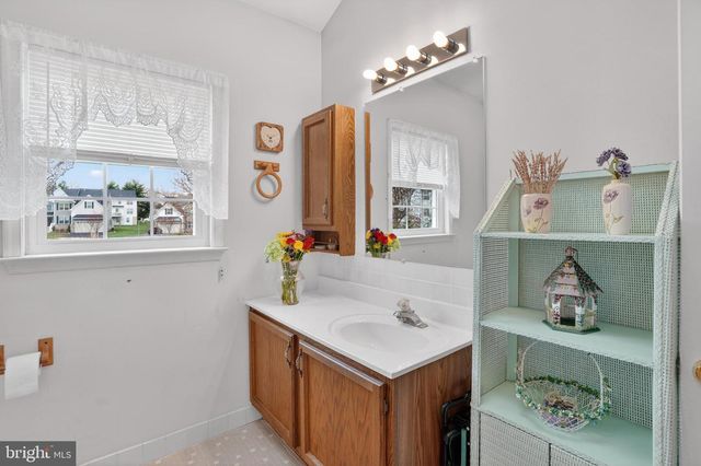 307 SHARON CT, King Of Prussia, PA 19406