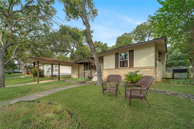 107 Mandalay LN, San Marcos, TX 78666