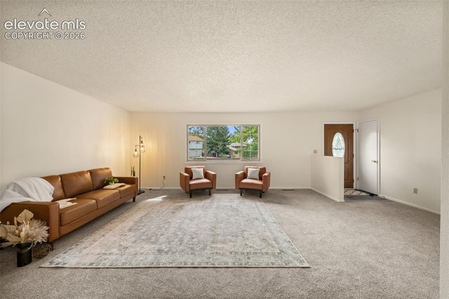 3415 Valejo Court, Colorado Springs, CO 80918