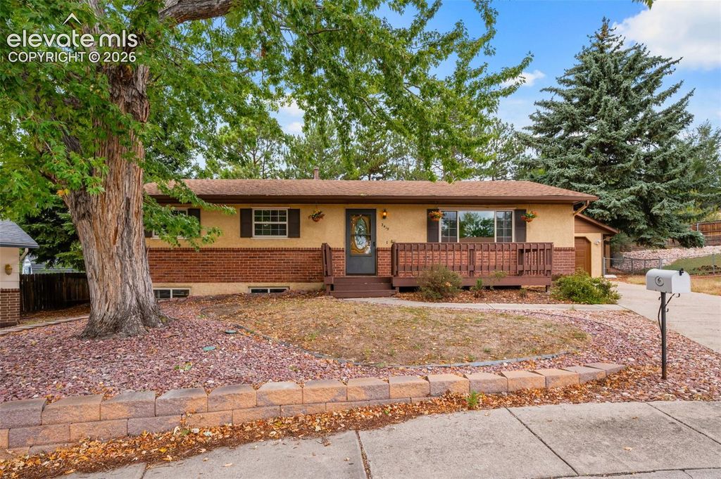 3415 Valejo Court, Colorado Springs, CO 80918