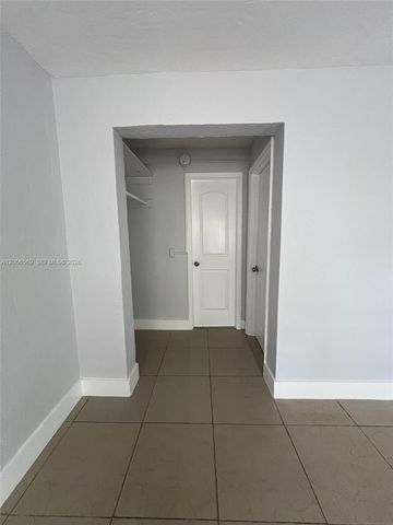1281 NW 60th Street 6, Miami, FL 33142