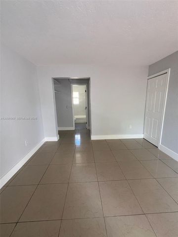 1281 NW 60th Street 6, Miami, FL 33142