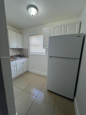 1281 NW 60th Street 6, Miami, FL 33142