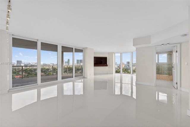 3600 Yacht Club Drive 1802, Aventura, FL 33180