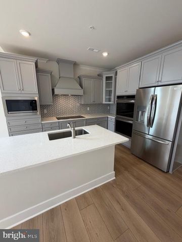 10581 GREAT BASIN PL, White Plains, MD 20695