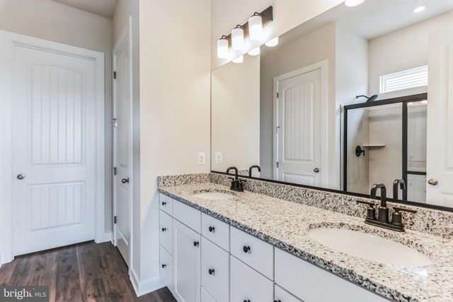 21 GOLDEN RAINTREE CT, Middletown, DE 19709