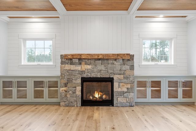 385 Green Road, Bolton, MA 01740