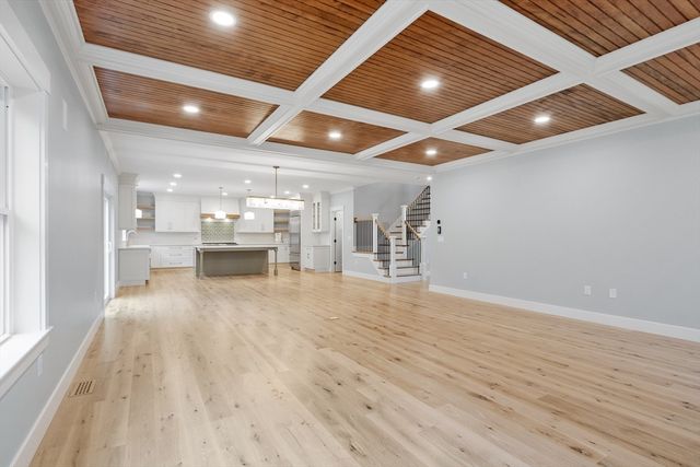 385 Green Road, Bolton, MA 01740