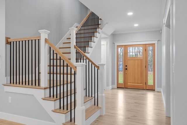 385 Green Road, Bolton, MA 01740