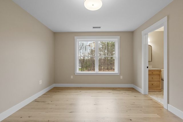 385 Green Road, Bolton, MA 01740