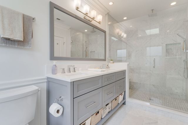 4037 N Richmond Street, Chicago, IL 60618