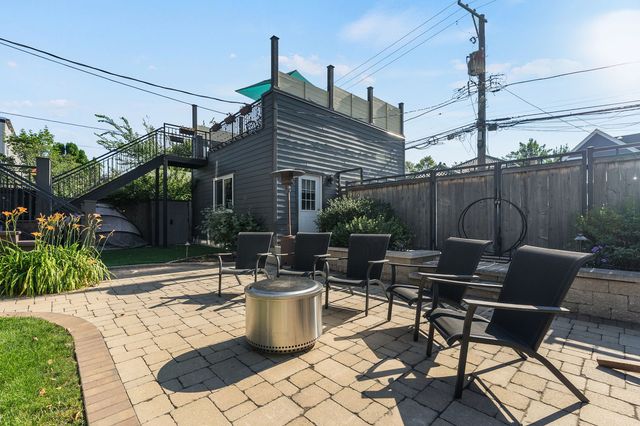 4037 N Richmond Street, Chicago, IL 60618