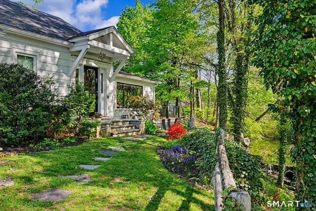 49 Newtown Avenue, Norwalk, CT 06851