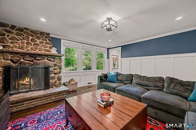 49 Newtown Avenue, Norwalk, CT 06851