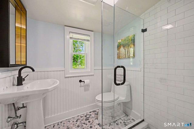 49 Newtown Avenue, Norwalk, CT 06851
