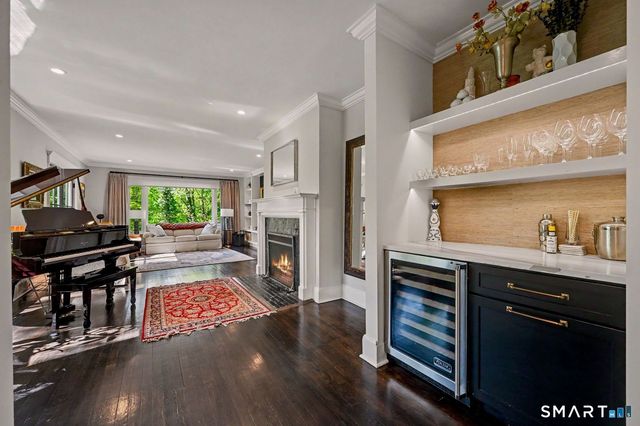 49 Newtown Avenue, Norwalk, CT 06851
